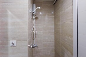 Comfort and Nice Studio Apartment at Springwood Residence