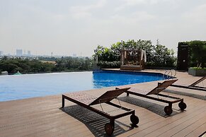 Modern and Comfy Studio Apartment Springwood Residence Tangerang