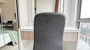 Modern Living Studio Room Apartment M-Town Residence