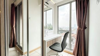 Modern Living Studio Room Apartment M-Town Residence