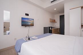 Comfortable Studio Room at Collins Boulevard Apartment