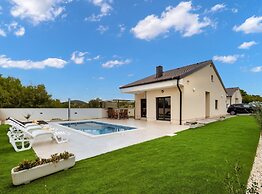 Villa Shaula 1
