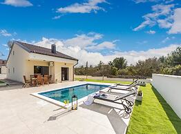 Villa Shaula 1