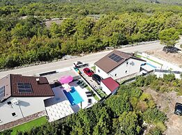 Villa Shaula 1