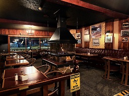 Airport Chalet