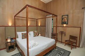 Mumba Lodge by Flow