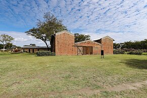 Mumba Lodge by Flow