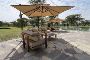 Mumba Lodge by Flow