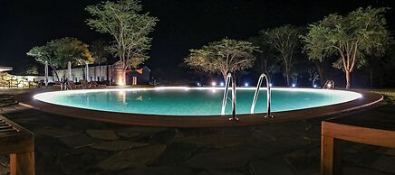 Mumba Lodge by Flow