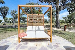 Mumba Lodge by Flow