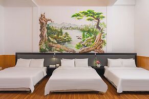 Grand Center Dalat by Lilly Hotel