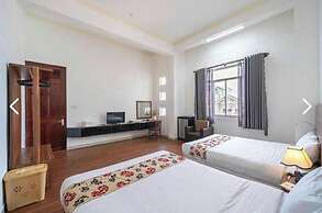 Grand Center Dalat by Lilly Hotel