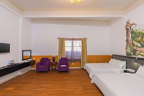 Grand Center Dalat by Lilly Hotel