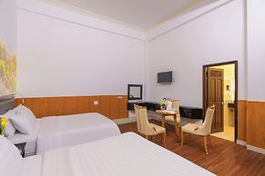 Grand Center Dalat by Lilly Hotel