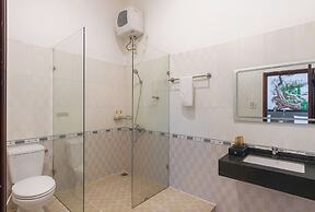 Grand Center Dalat by Lilly Hotel