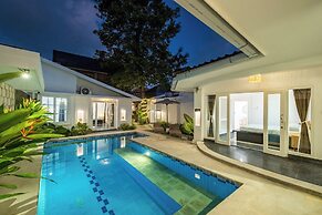 LaLeBay Seminyak