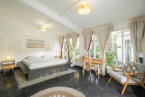 LaLeBay Seminyak