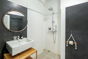 LaLeBay Seminyak