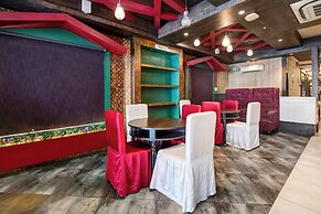 Treebo Riddhi Paradise - 15 mins from Airport