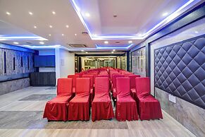 Treebo Riddhi Paradise - 15 mins from Airport