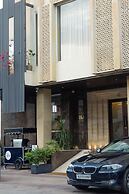 Aura Boutique Hotel