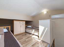 Apartments Nmn Drvenik