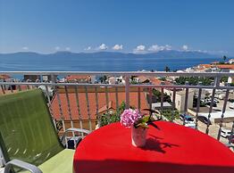Lora Apartments Gradac
