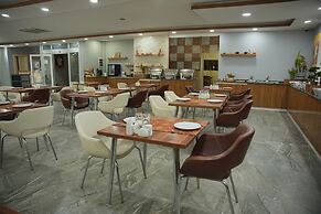 Hotel İzgi Turhan