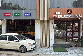Hotel Bless Inn