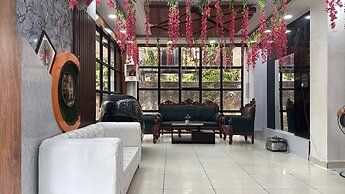 Hotel Bless Inn