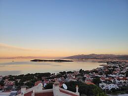 Terrace Urla