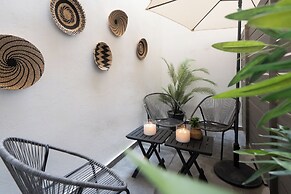 Aminandrou Boutique Apartments, Walk To Acropolis