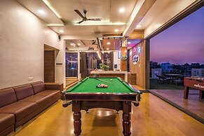 Cosmicstays Luxe Oasis Pool & Bar Villa