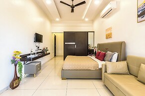 Cosmicstays Luxe Oasis Pool & Bar Villa