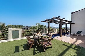 Cosmicstays Luxe Oasis Pool & Bar Villa