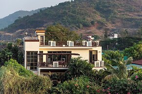 Cosmicstays Luxe Oasis Pool & Bar Villa