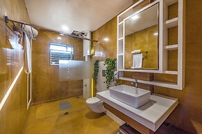 Cosmicstays Luxe Oasis Pool & Bar Villa