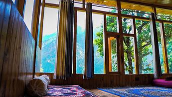 WOW Treehouse & Cottages