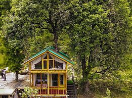 WOW Treehouse & Cottages