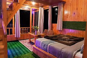 WOW Treehouse & Cottages