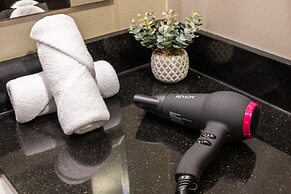 Iconic Marina Stay Cayan Tower 2BR