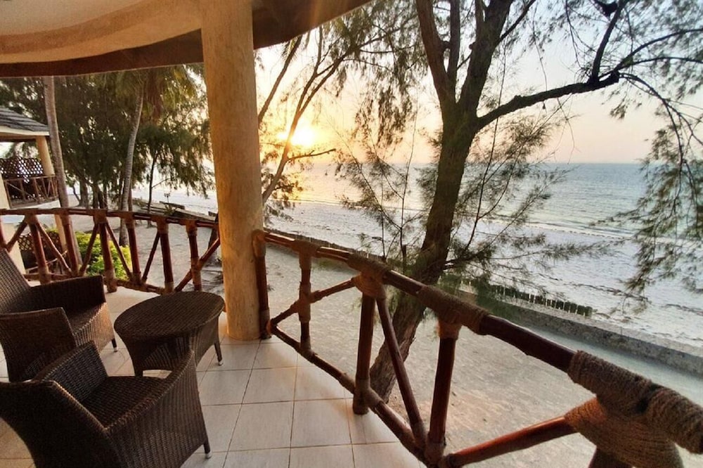 Kae Beach Resort
