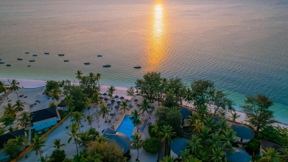 Kae Beach Resort