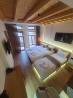 Sarhad Hotel