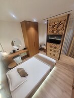 Sarhad Hotel
