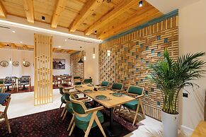 Sarhad Hotel