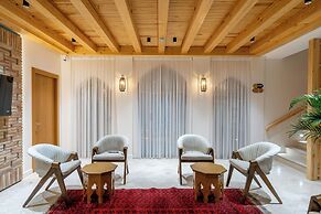 Sarhad Hotel