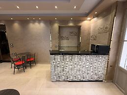 Cairo Plaza Luxe Hotel
