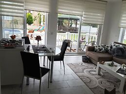 Belka Golf Residence Delux apt. Poolside