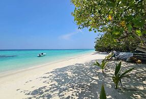 Kuri Himandhoo Inn